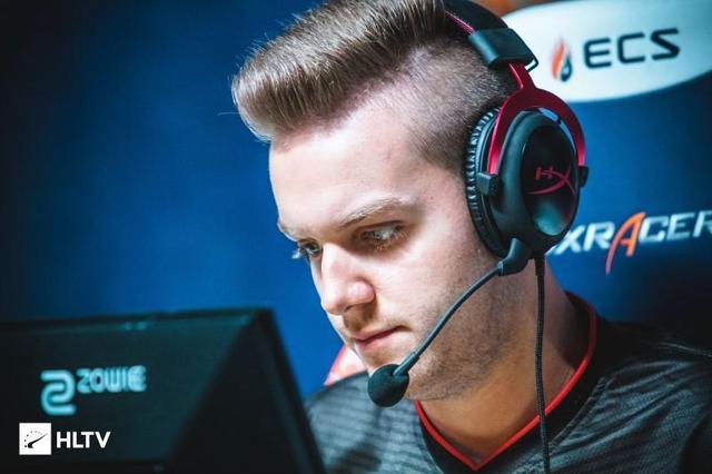 【前瞻】2025LPL春季赛 FPX vs RA，RA实力不俗FPX不可小视