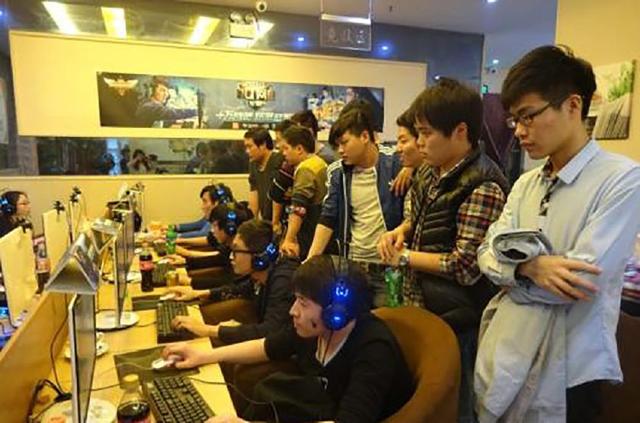 IEM科隆2025的喧闹丑闻——种族主义口号和禁播音乐