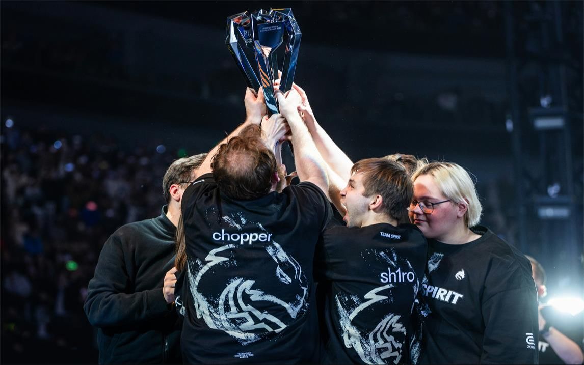 坚守阵地，韩媒曝Deft很可能留在HLE